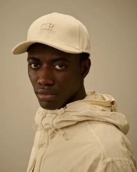 Casquette en gabardine à contrastes