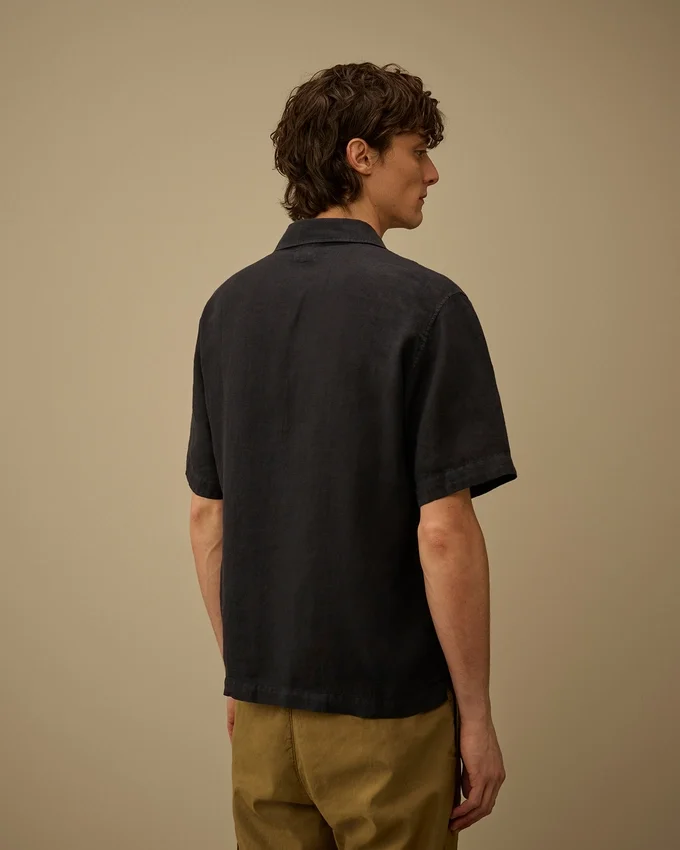 Chemise carrée à manches courtes en lin avec boutons