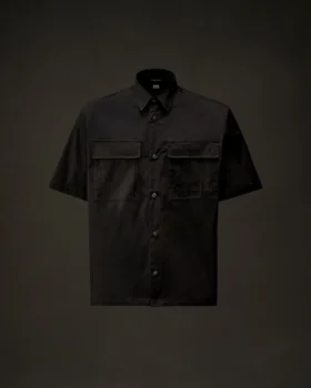 Chemise à manches courtes boutonnée en gabardine de la Metropolis Series