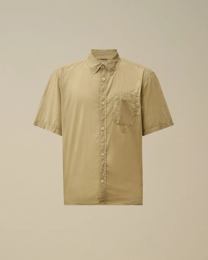 Chemise à manches courtes boutonnée en mussola léger