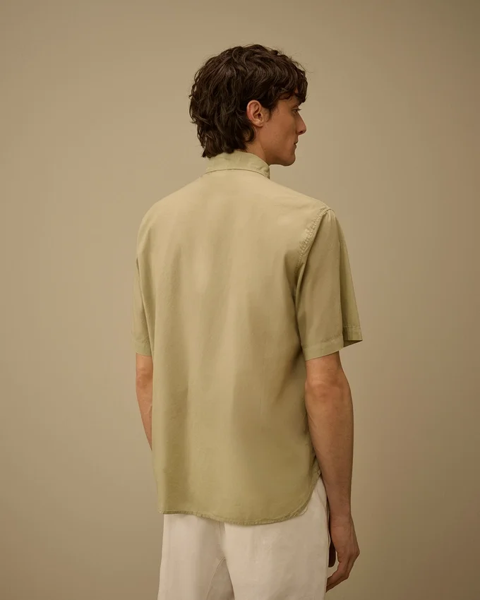 Chemise à manches courtes boutonnée en mussola léger