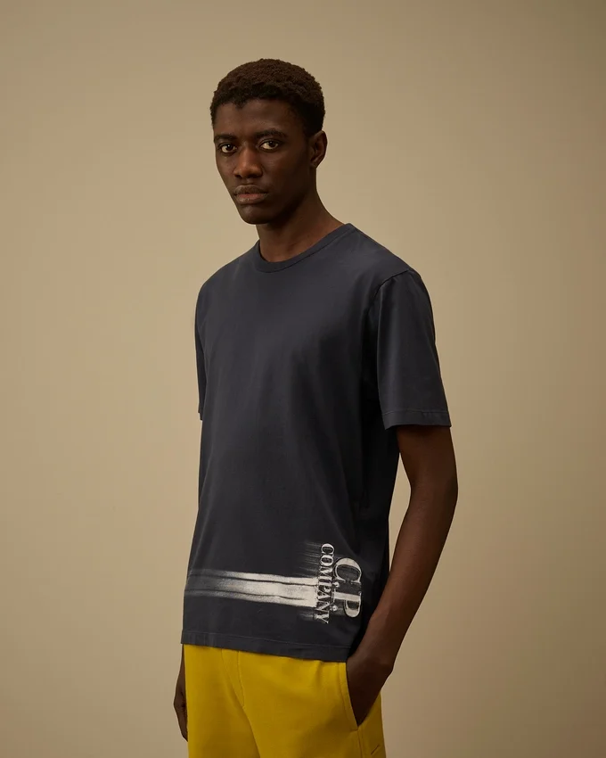 Chemise à manches courtes en jersey 24/1 avec logo sur le bas