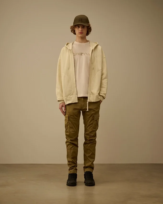 Chemise à manches courtes en jersey 30/1 avec logo sur la poitrine