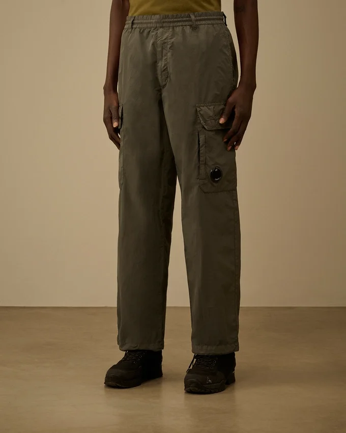 Pantalon cargo ample en Flatt Nylon avec motif « Lens »