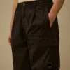 Pantalon cargo à jambes carrées et poches « Lens » en Micro-Reps