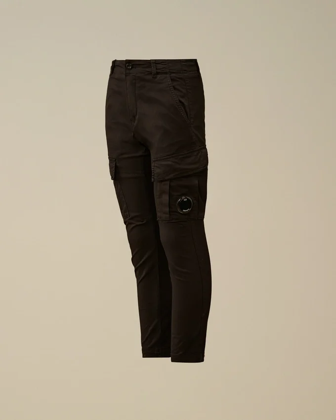 Pantalon cargo U16 en gabardine stretch avec motif « Lens »