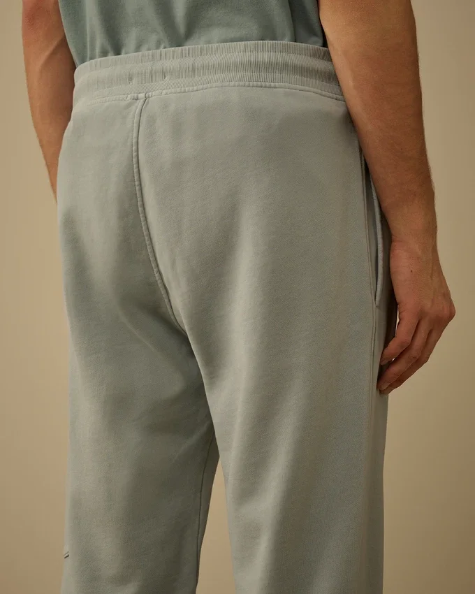 Pantalon de survêtement cargo en molleton de coton à motif en diagonale avec motif « Lens »