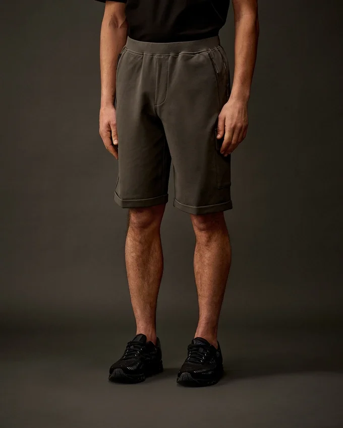 Short de survêtement cargo en polaire extensible de la Metropolis Series