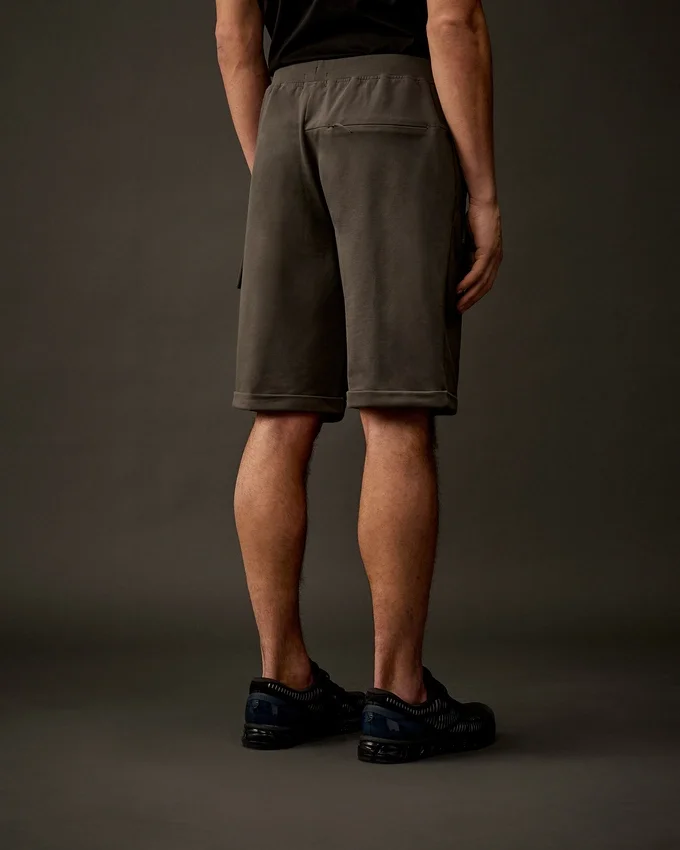 Short de survêtement cargo en polaire extensible de la Metropolis Series