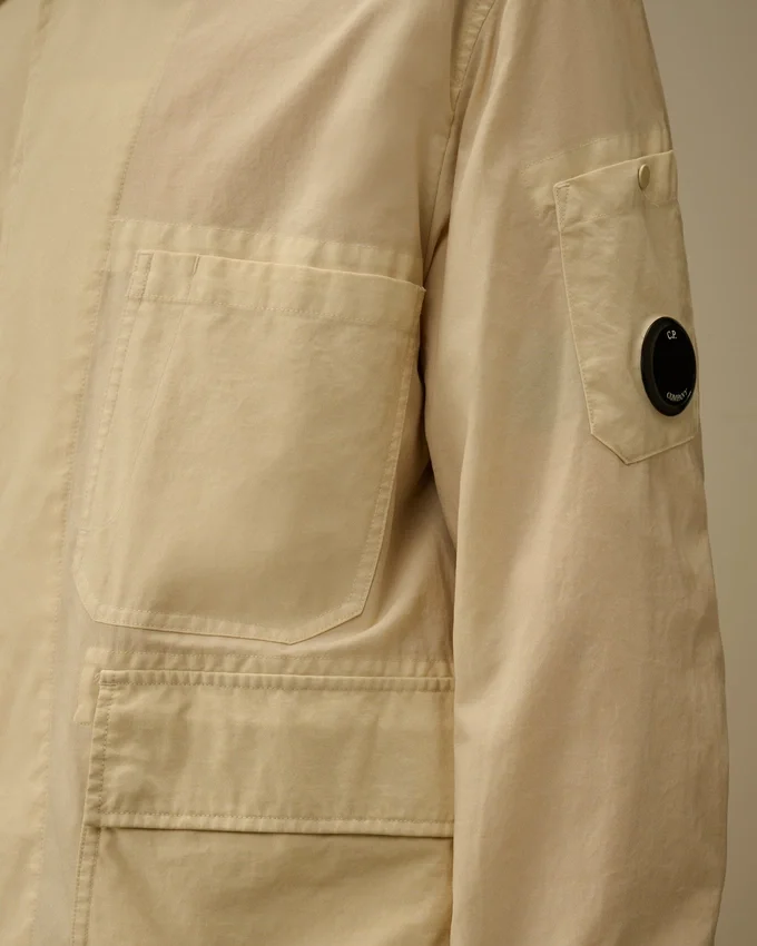 Surchemise Taylon P à boutons et motif « Lens »
