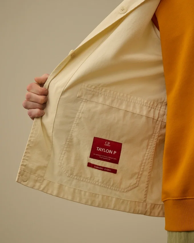 Surchemise Taylon P à boutons et motif « Lens »