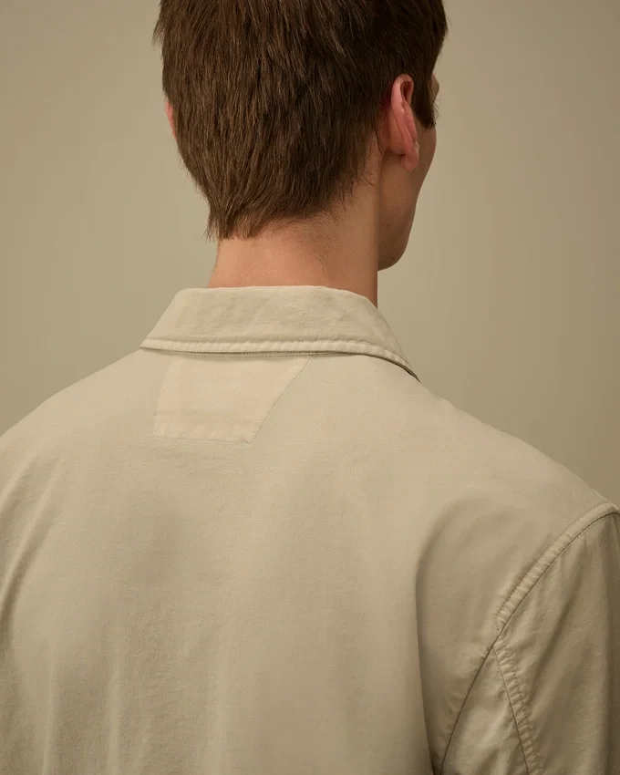 Surchemise Taylon P à poches poitrine et boutons en forme de lentille