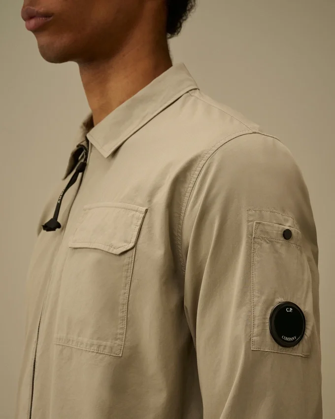 Surchemise zippée en gabardine biologique avec Lens