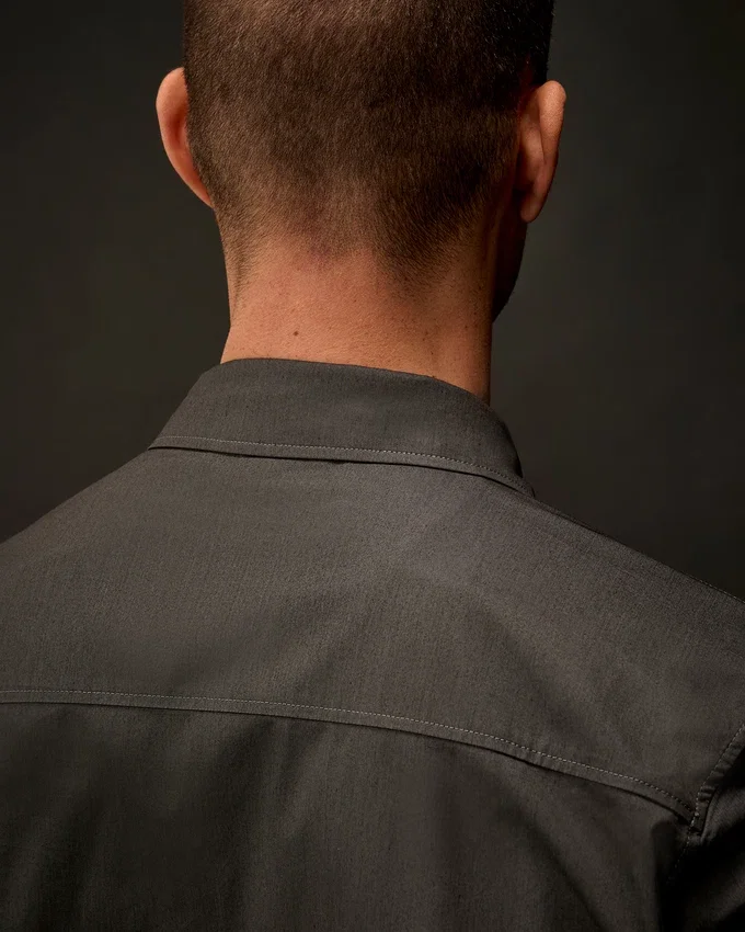 Surchemise zippée en gabardine de la Metropolis Series
