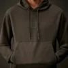 Sweat à capuche en polaire stretch de la Metropolis Series