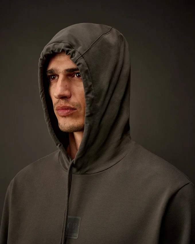 Sweat à capuche en polaire stretch de la Metropolis Series