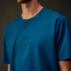 T-shirt à manches courtes en jersey mercerisé de la collection Metropolis Series avec écusson caoutchouté