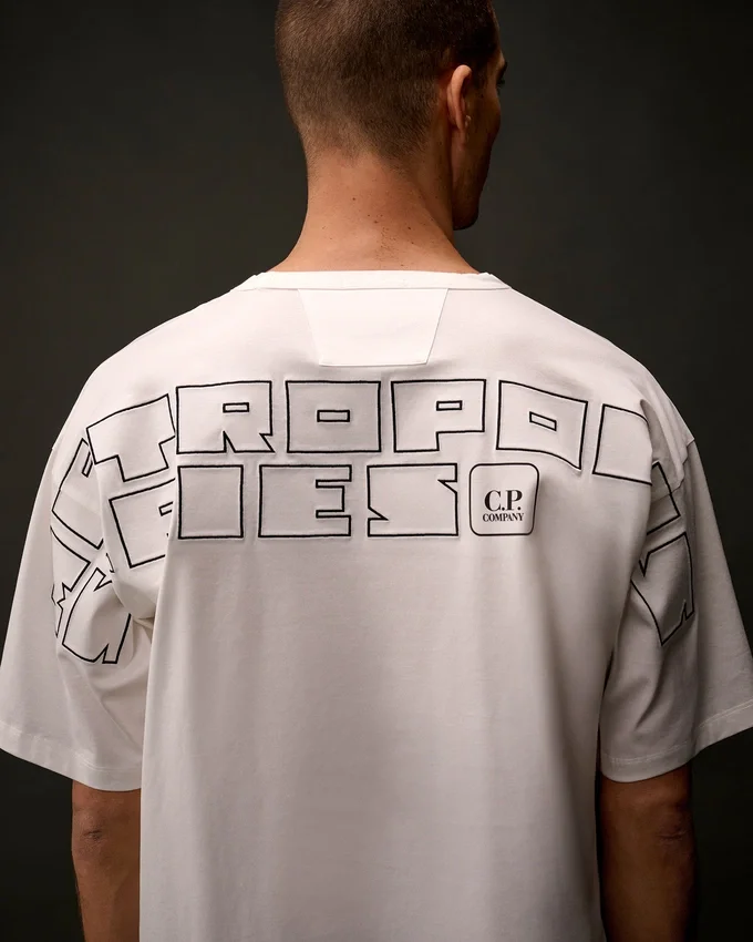 T-shirt à manches courtes en jersey mercerisé de la Metropolis Series avec broderie dans le dos