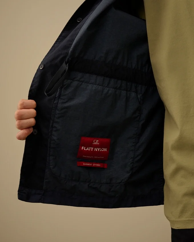Veste à boutons mixtes en Flatt Nylon Lens