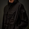 Veste à capuche pliable HyST de la Metropolis Series