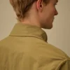 Veste en sergé avec fermeture à glissière pour les lunettes de soleil